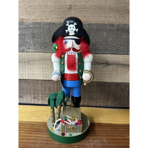 Nutcracker Village Pirate Nutcracker 12" -flaw - Picture 1 of 7